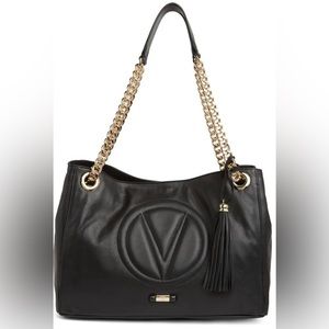 Verra Signature Tote Bag
VALENTINO BY MARIO VALENTINO